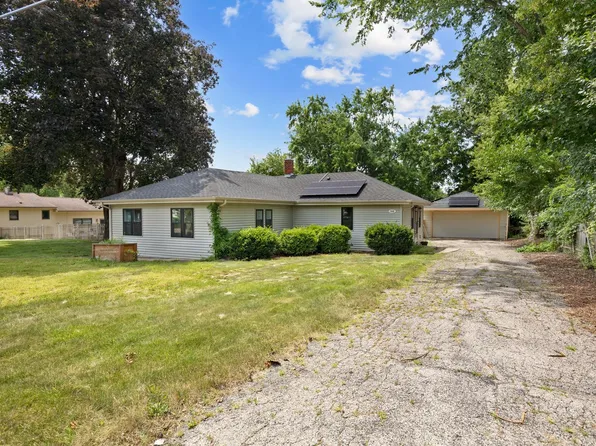 502 Monroe Ave, Ingleside, IL 60041