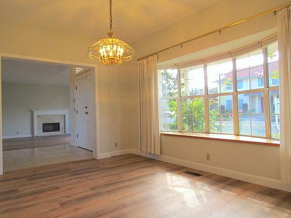 3rd image of 21039 Manita Ct