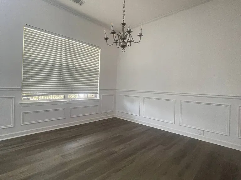 520 Lakeridge Ct — Photo 14