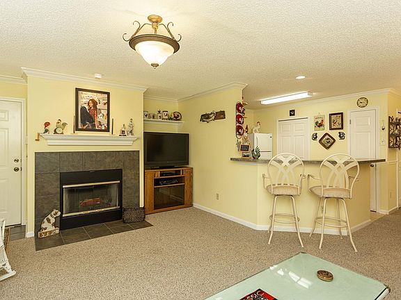 4th image of 13715 RICHMOND PARK Drive #603