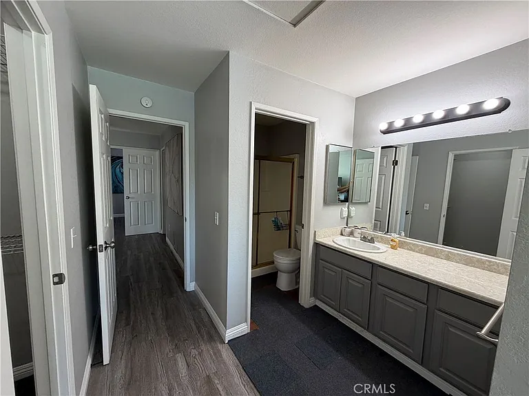 1553 Chalgrove Dr — Photo 9