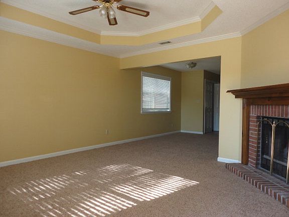 2nd image of 208 Blue Pool Dr