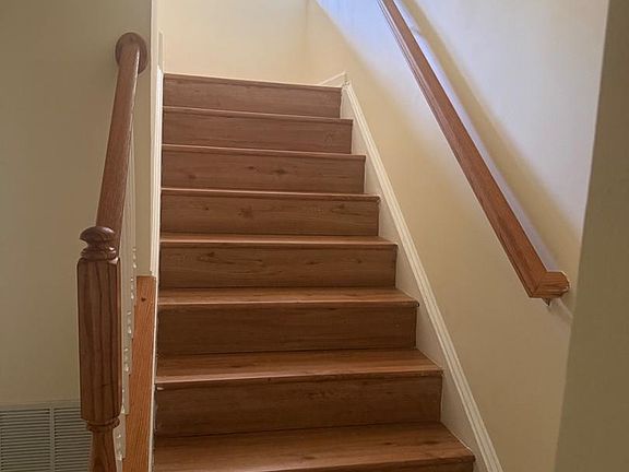 4th image of 18247 Roy Croft Dr