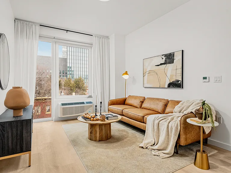 525 Pacific St #210 — Photo 3