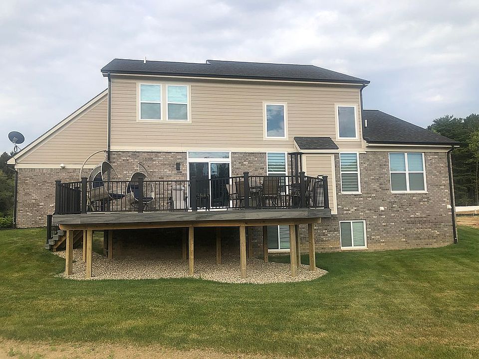 2nd image of 4204 Ascott Ln