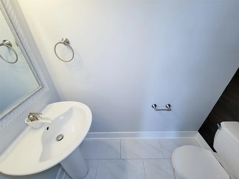 1414 Emancipation Ave #A — Photo 14