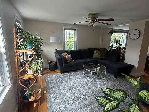2nd image of 20 Lincoln Ave