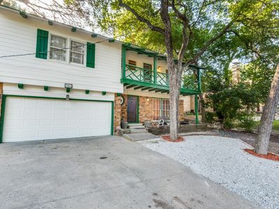 706 N Hampton Rd, Dallas, TX, 75208