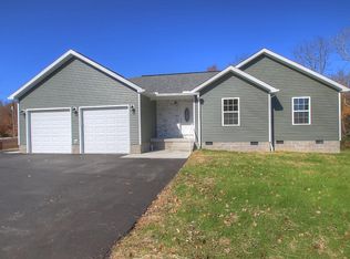 607 Robinson Ln, London, KY 40741