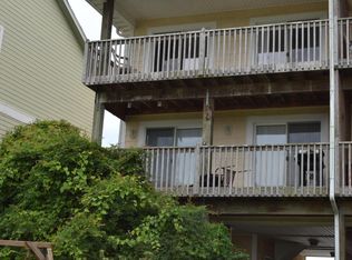 511 N New River Dr APT D, Holly Ridge, NC 28445