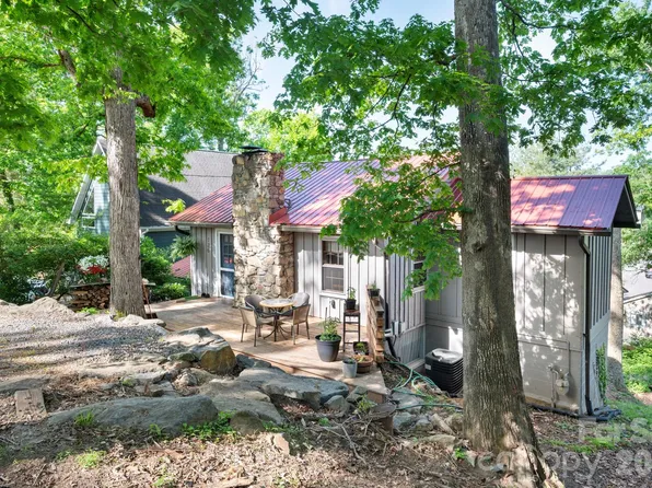 126 Maney Ave, Asheville, NC 28804