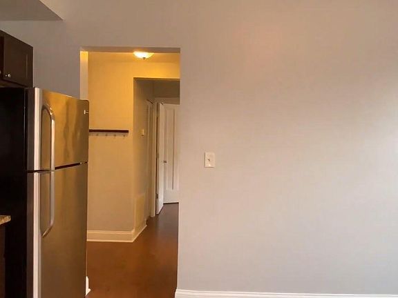 2nd image of 4354 N Ashland Ave APT 203