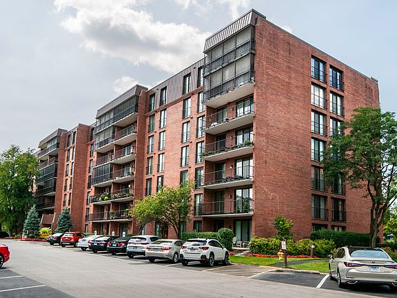 2nd image of 125 Acacia Cir APT 509E