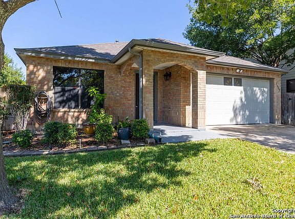 5th image of 13519 Auburn Oaks
