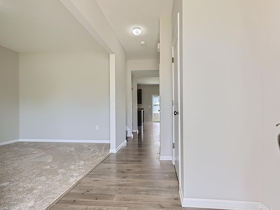 5th image of 2633 Prairie Grass Ave