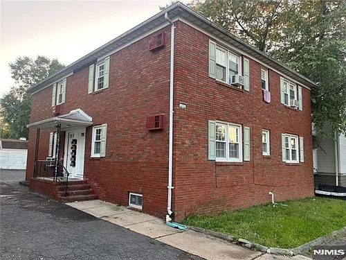 297 Union Ave #4 Photo 1