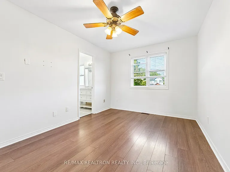 409 Cobblehill Dr — Photo 20