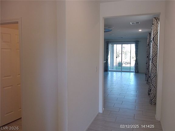 4th image of 9092 Jade Vine Ave