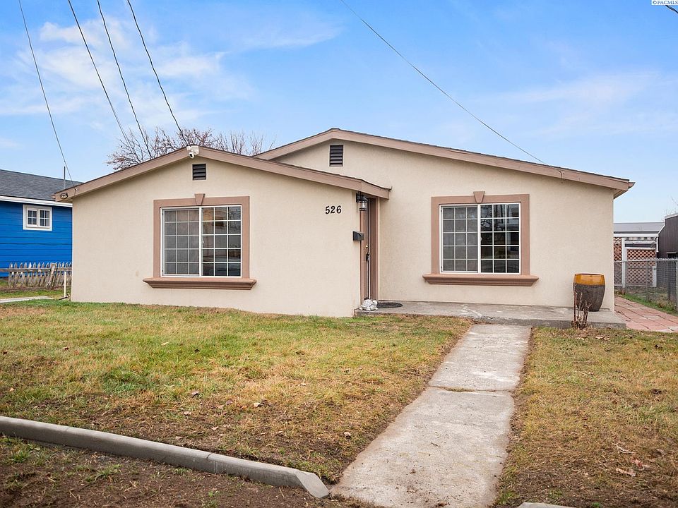 1st image of 526 W Entiat Ave