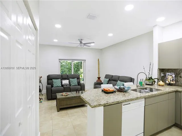 5701 NW 14th Ct #106 — Photo 3