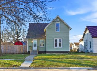 1909 Madison Ave, Burlington, IA 52601
