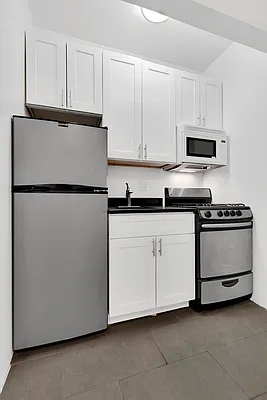 Rented by Cooper & Cooper Real Estate | media 30