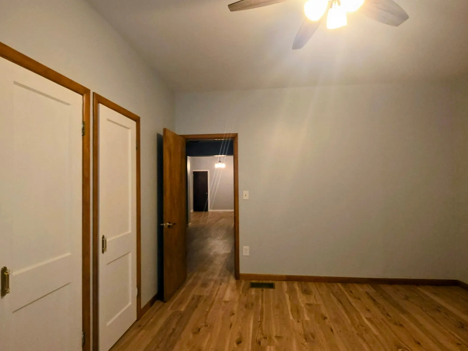 3 bed, 1020 sqft, $1,350 — Photo 4