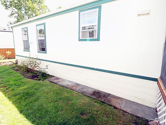 3rd image of 5613 113th Avenue E #54