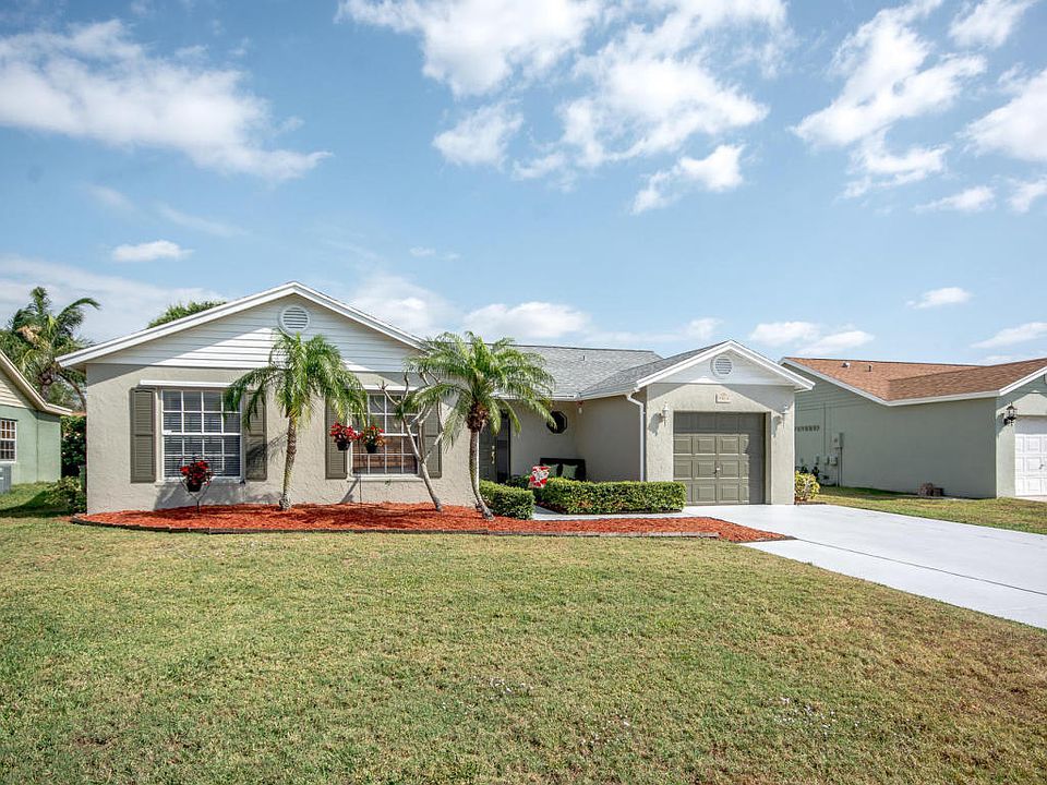 1st image of 9814 Goldenrod Dr