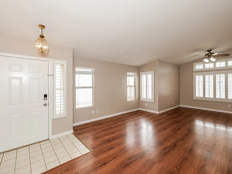 6125 Wild Berry Dr — Photo 4