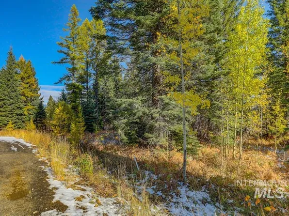 719 Whitewater Dr, Donnelly, ID 83615