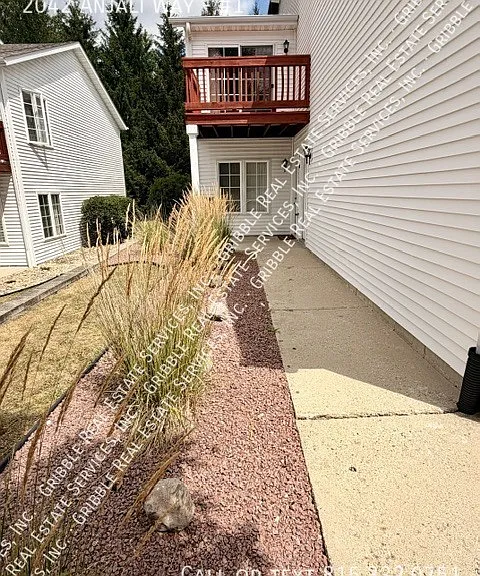 2042 Anjali Way #1 — Photo 3