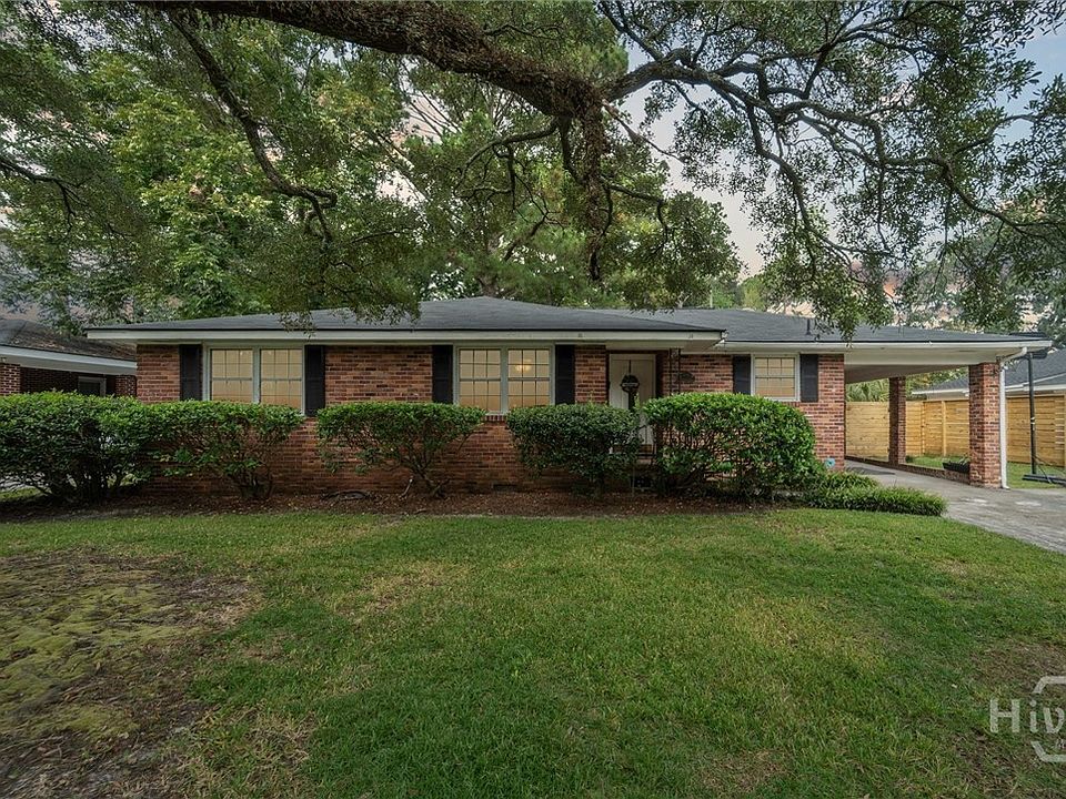 1st image of 347 Oxford Drive