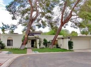 110 E Echo Ln, Phoenix, AZ 85020