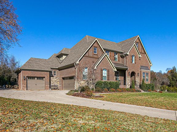 2nd image of 6000 Blackwell Ln