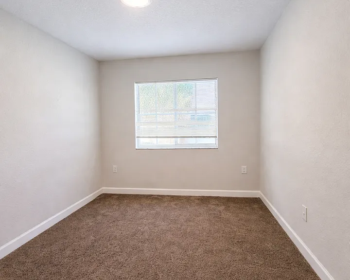 Summer Lake Estates — Photo 20
