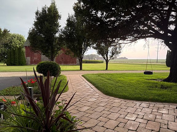 5th image of 2547 Reynolds Rd