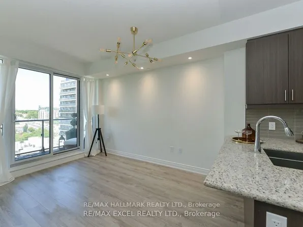 9618 Yonge St, Richmond Hill, ON