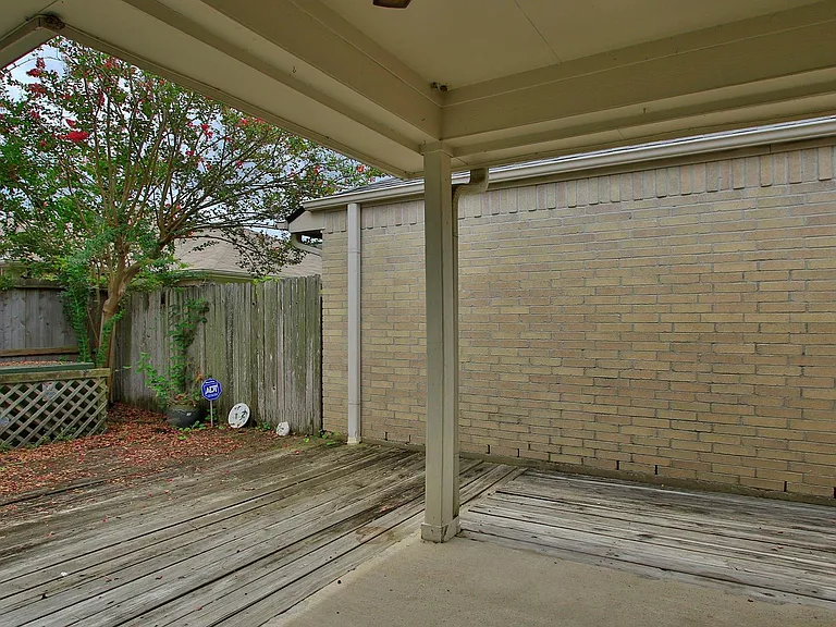 15938 Cottage Ivy Cir — Photo 30