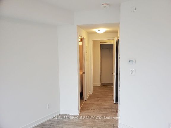 4th image of 159 Wellesley St E #604