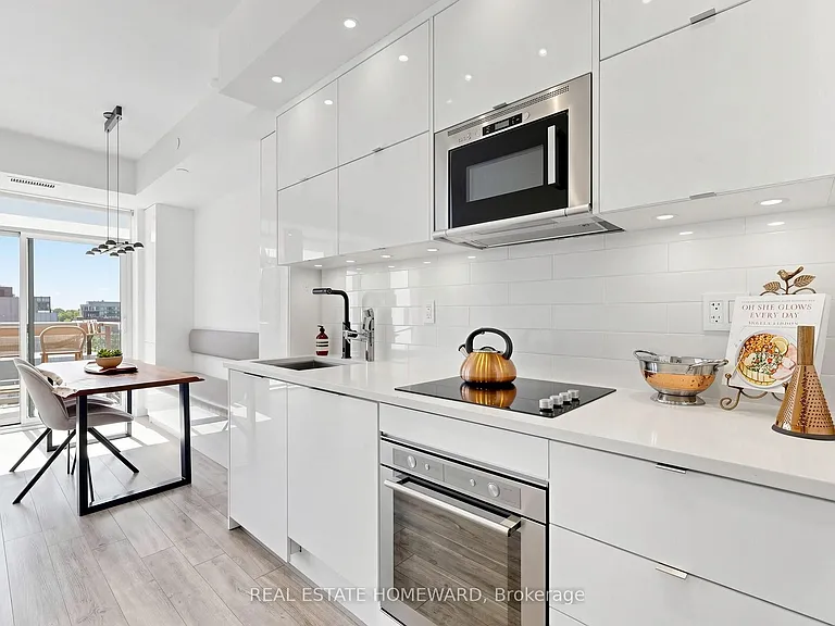 106 Dovercourt Rd #706 — Photo 3