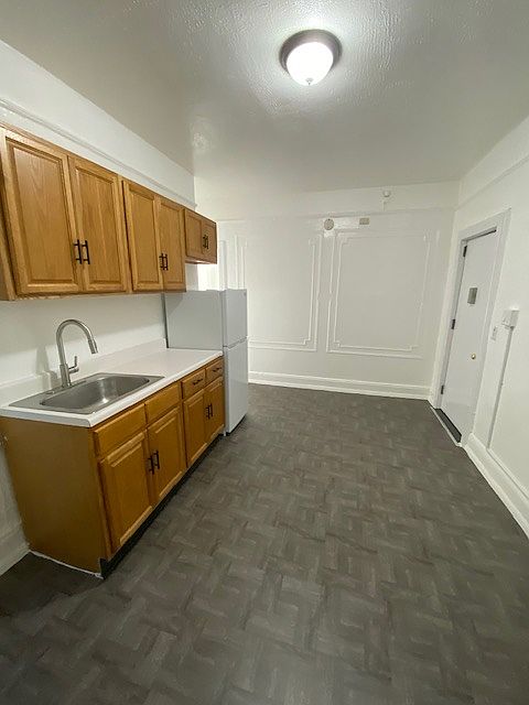 1st image of 34-27 28th St #1B