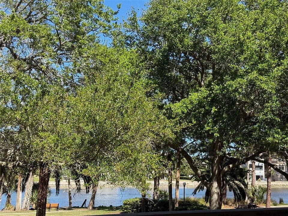 1st image of 95 Rivers Edge Ln #95