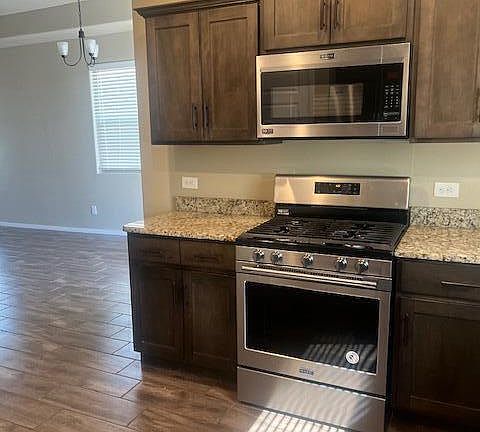 5th image of 12990 Aberdare Dr