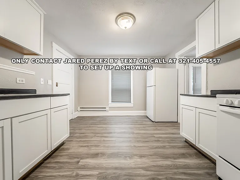2036 Lark St #2 — Photo 12