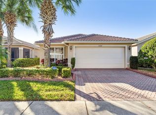 15727 Crystal Waters Dr, Wimauma, FL 33598
