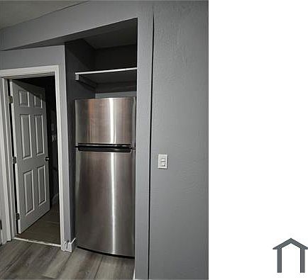 2nd image of 6310 Mayflower Ave #D