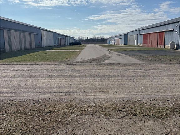 5th image of 2096 Hunter Rd