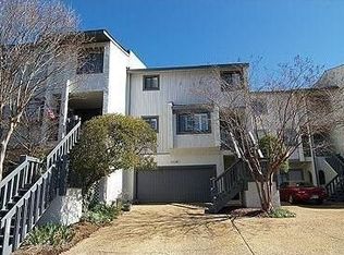 226 N 1st St, Hampton, VA 23664