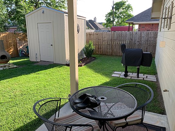 5th image of 612 Austin Acre